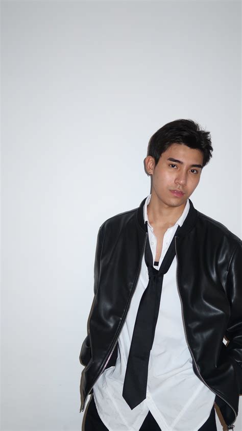 twitter stuart manalo|Stud Manly (@Stud.